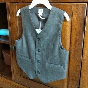 Boy's formal vest NWT